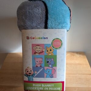 CoComelon Plush Blanket 62" × 90" Brand New With Tags